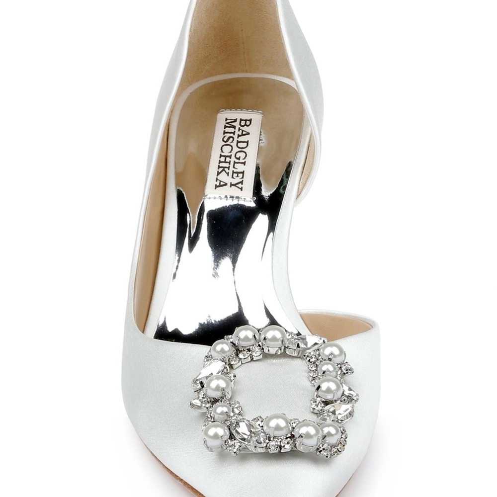 Badgley Mischka Women's White Satin Heels